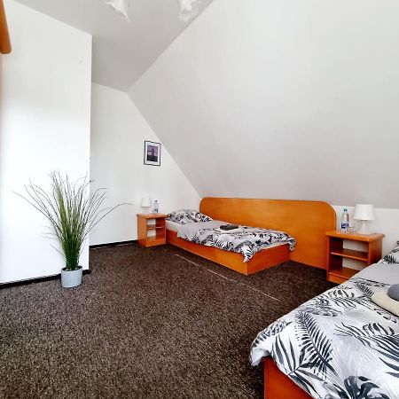 Hostel Primax Познань Екстер'єр фото